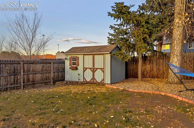 4572 N Crimson Circle, Colorado Springs, CO 80917