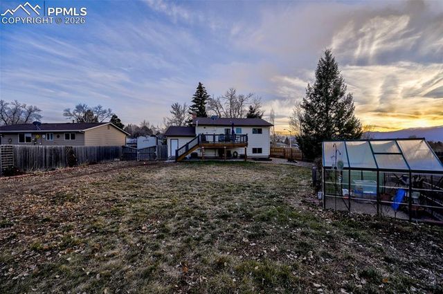 4572 N Crimson Circle, Colorado Springs, CO 80917