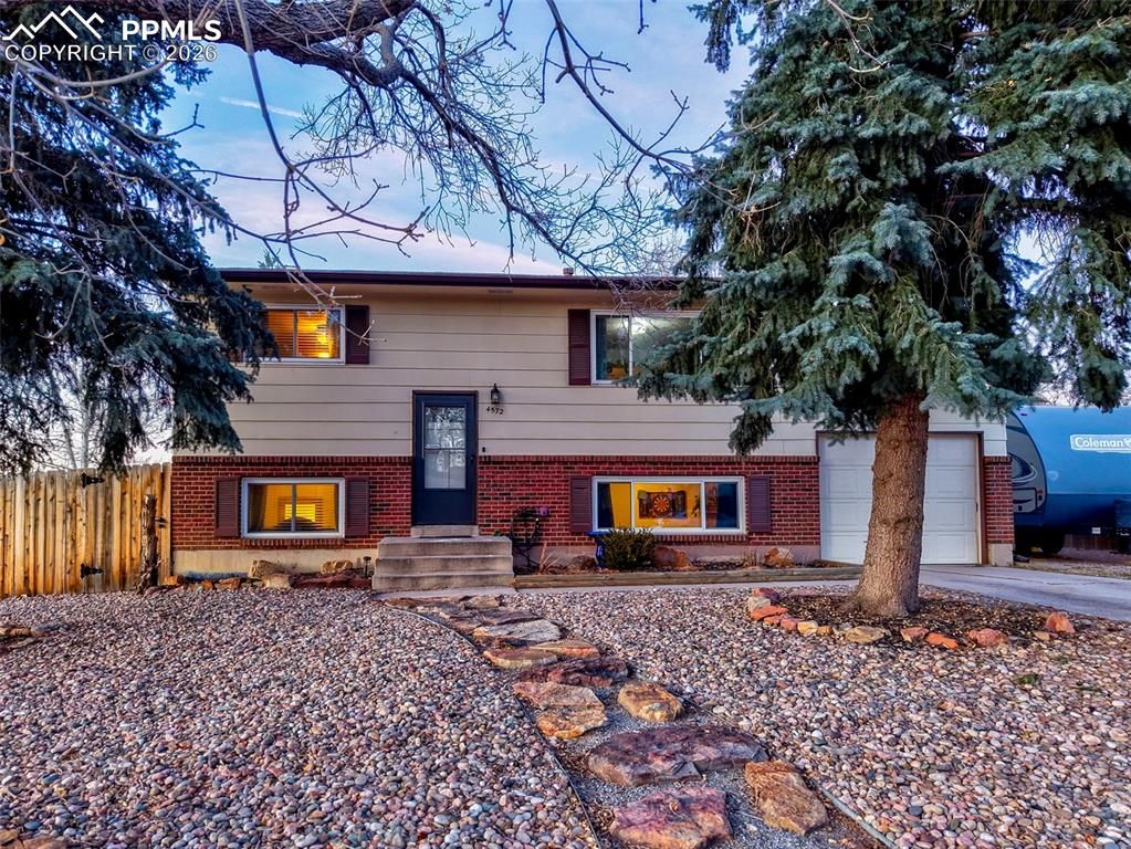 4572 N Crimson Circle, Colorado Springs, CO 80917