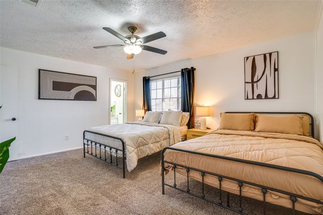 42 W Creek Lane 3, Grand Prairie, TX 75052