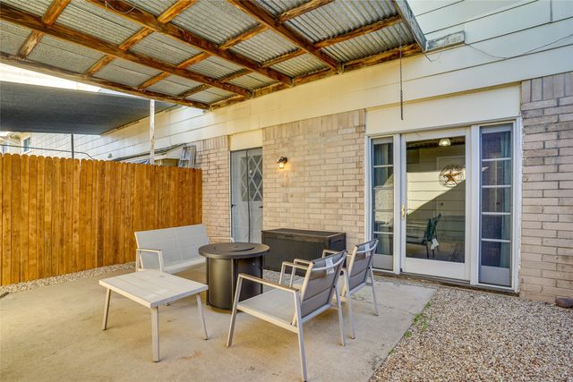 42 W Creek Lane 3, Grand Prairie, TX 75052