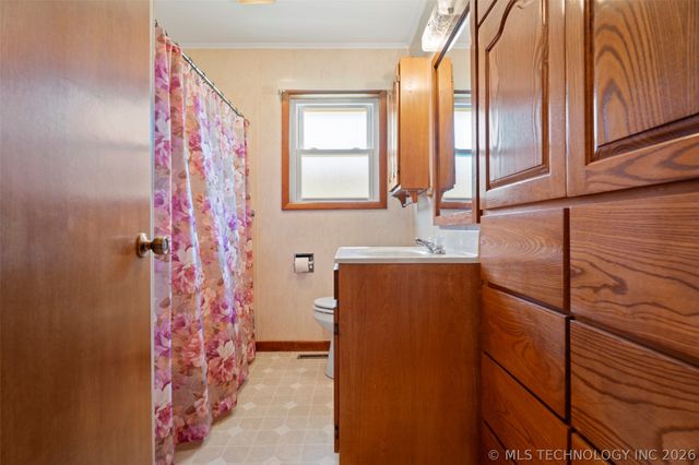 507 S Thompson, Vinita, OK 74301