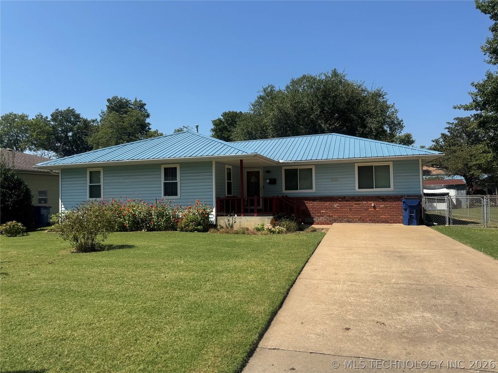 507 S Thompson, Vinita, OK 74301