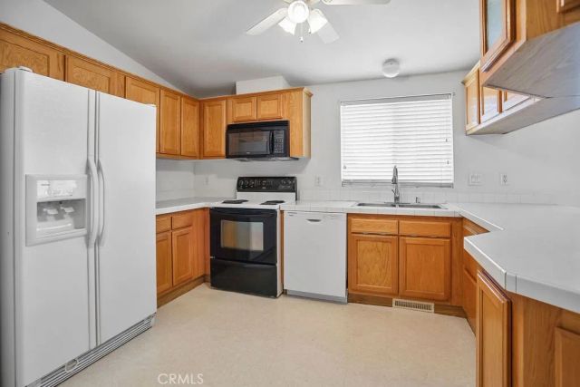 2924 E South Bear Creek, Merced, CA 95348