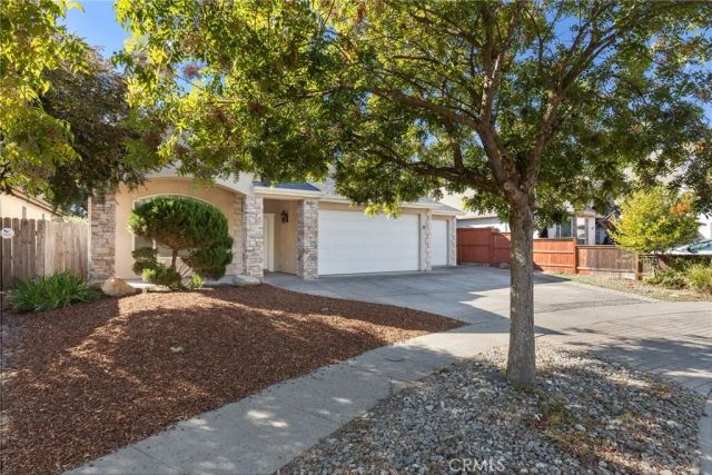 38 Lobelia Court, Chico, CA 95973