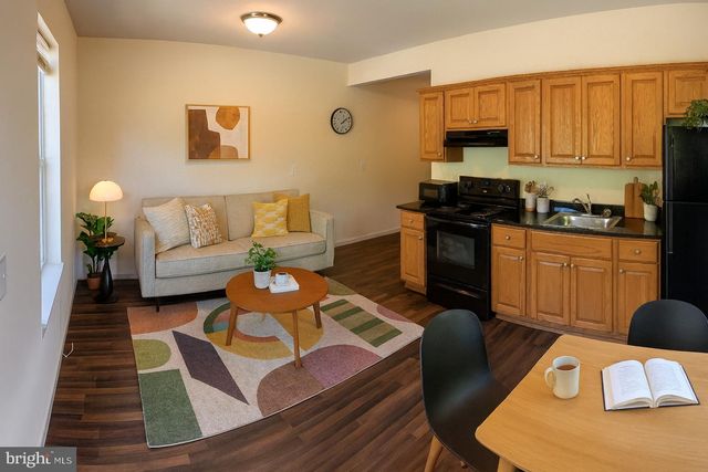 274 GREENWICH ST, Kutztown, PA 19530