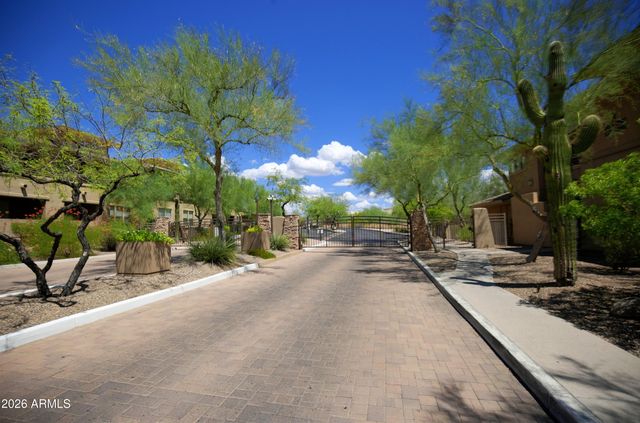 20100 N 78TH Place 2031, Scottsdale, AZ 85255