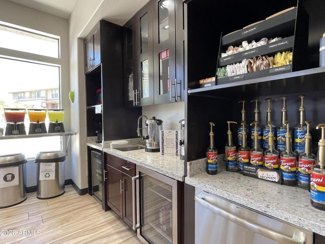 20100 N 78TH Place 2031, Scottsdale, AZ 85255