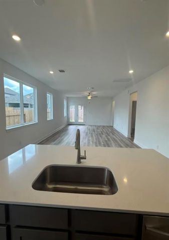 508 Bauer LOOP, Liberty Hill, TX 78642