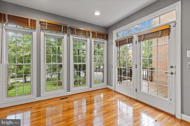 10363 GERSHWIN CT, Oakton, VA 22124