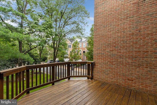10363 GERSHWIN CT, Oakton, VA 22124