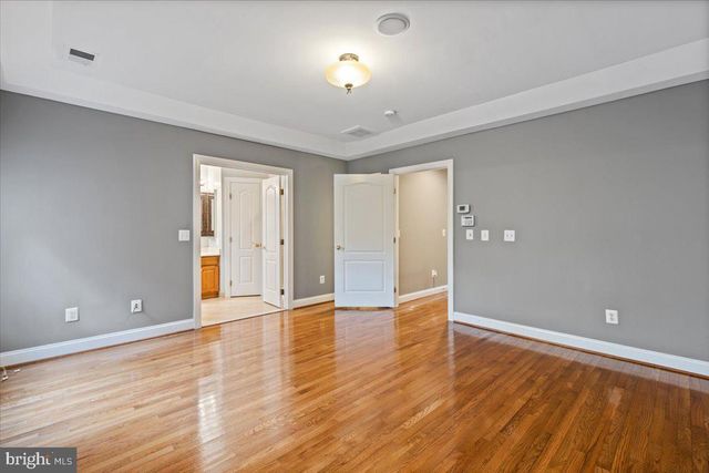 10363 GERSHWIN CT, Oakton, VA 22124