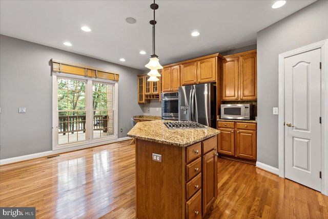 10363 GERSHWIN CT, Oakton, VA 22124