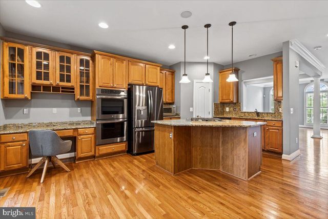 10363 GERSHWIN CT, Oakton, VA 22124