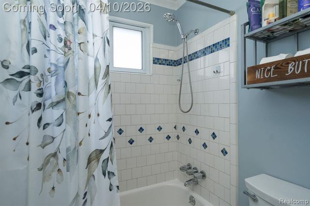 13227 Masonic Boulevard, Warren, MI 48088