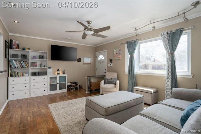 13227 Masonic Boulevard, Warren, MI 48088