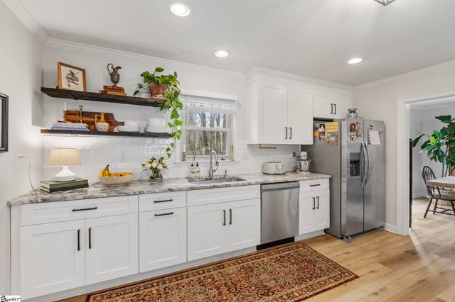 18 Miracle Drive, Greenville, SC 29605