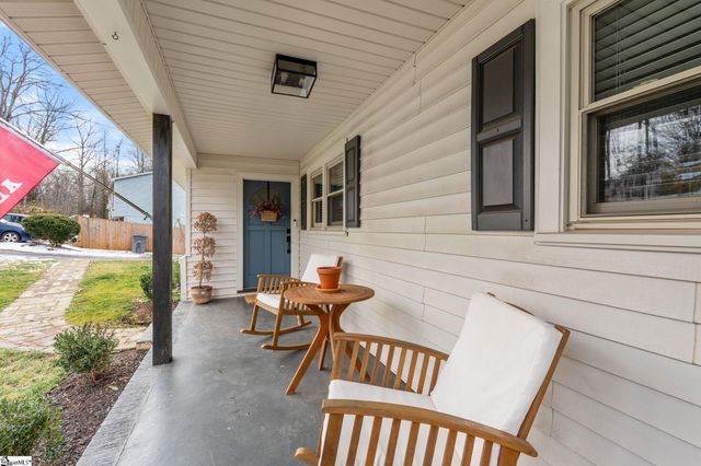 18 Miracle Drive, Greenville, SC 29605