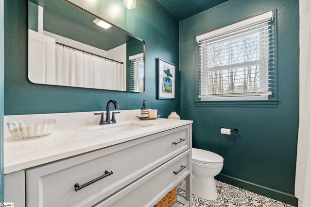 18 Miracle Drive, Greenville, SC 29605