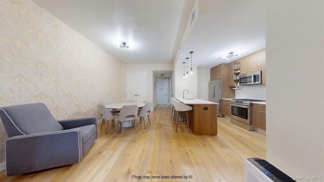 104 W End Avenue 3I, Brooklyn, NY 11235