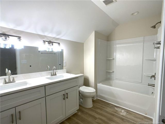 2421 Colgate Drive, Fayetteville, NC 28304