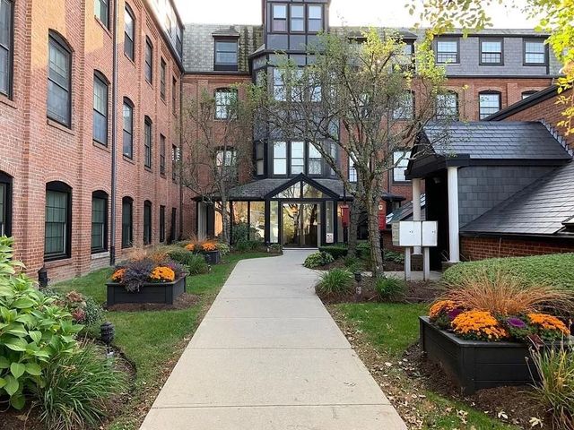 21 Linden St 216, Quincy, MA 02170