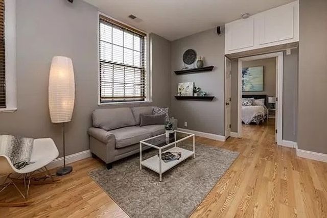 21 Linden St 216, Quincy, MA 02170