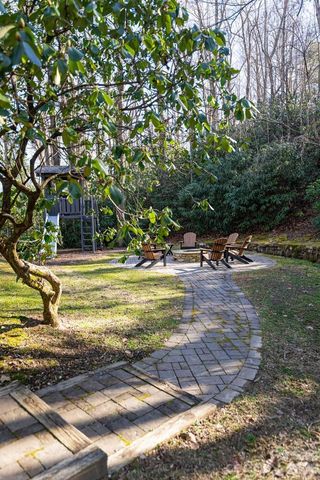 229 Greenleaf Drive, Flat Rock, NC 28731