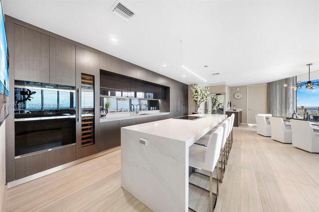 851 NE 1st Avenue 5312, Miami, FL 33132