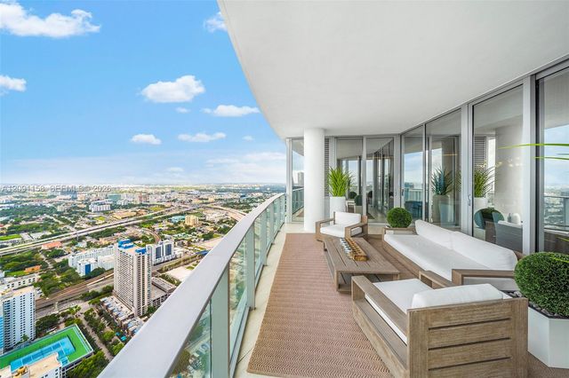 851 NE 1st Avenue 5312, Miami, FL 33132
