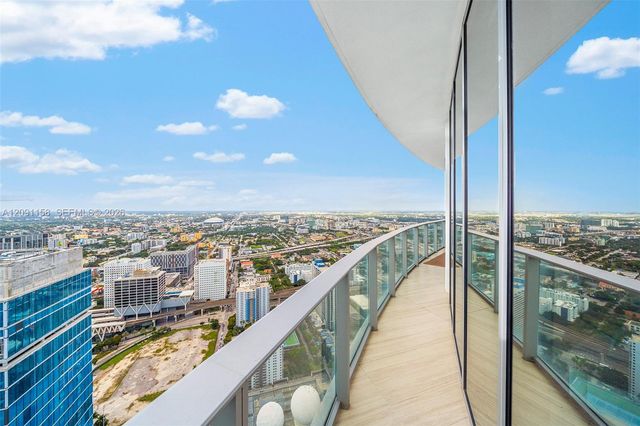 851 NE 1st Avenue 5312, Miami, FL 33132