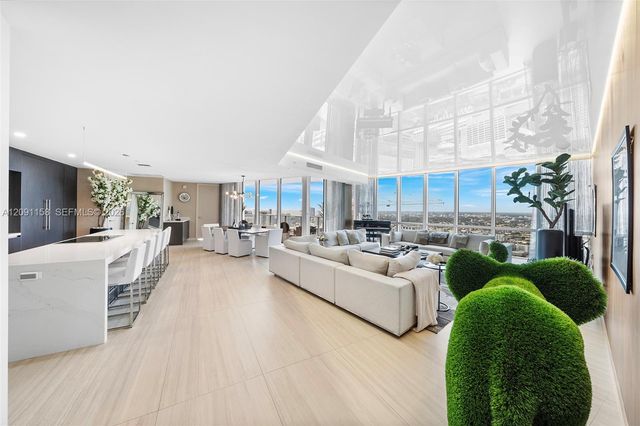 851 NE 1st Avenue 5312, Miami, FL 33132