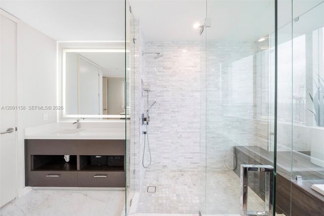 851 NE 1st Avenue 5312, Miami, FL 33132