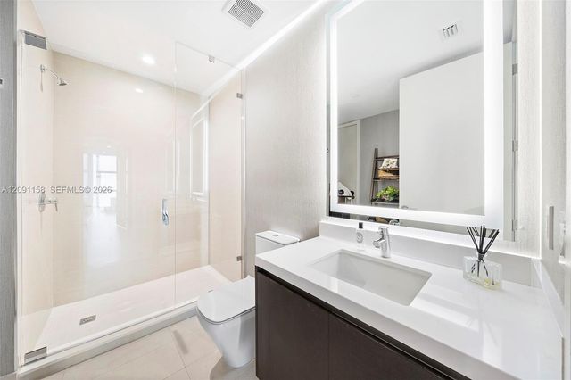 851 NE 1st Avenue 5312, Miami, FL 33132