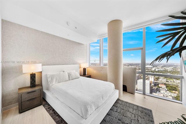 851 NE 1st Avenue 5312, Miami, FL 33132