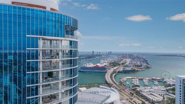 851 NE 1st Avenue 5312, Miami, FL 33132