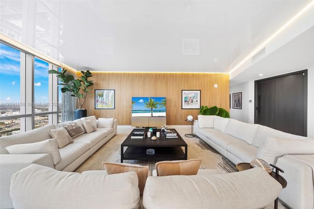 851 NE 1st Avenue 5312, Miami, FL 33132