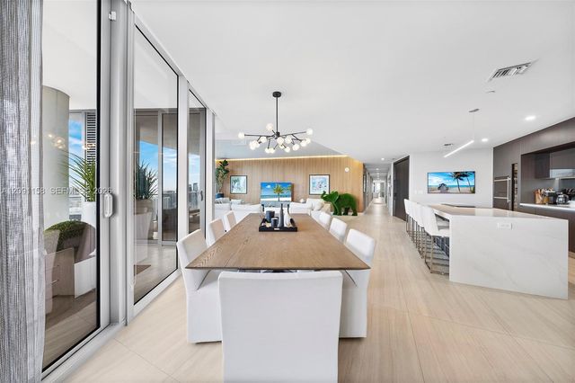 851 NE 1st Avenue 5312, Miami, FL 33132