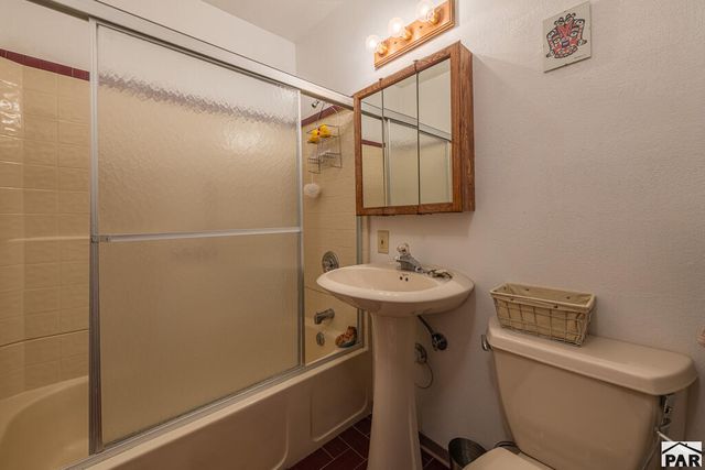 203 W 19th St, Pueblo, CO 81003