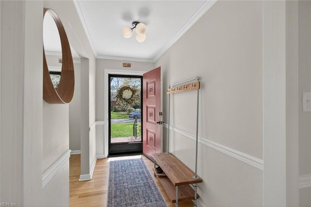 521 Heather DR, Virginia Beach, VA 23462