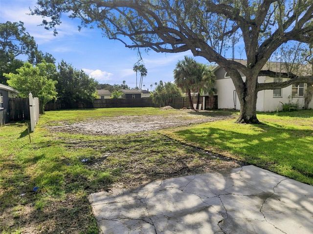 4135 CARSON STREET NE, St Petersburg, FL 33703