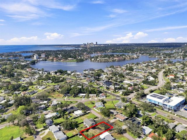 4135 CARSON STREET NE, St Petersburg, FL 33703