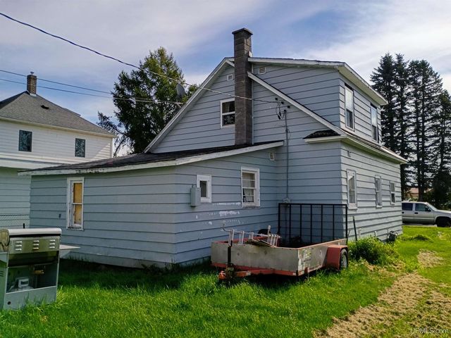 117 Baltic Avenue, Caspian, MI 49915