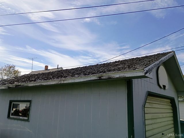 117 Baltic Avenue, Caspian, MI 49915