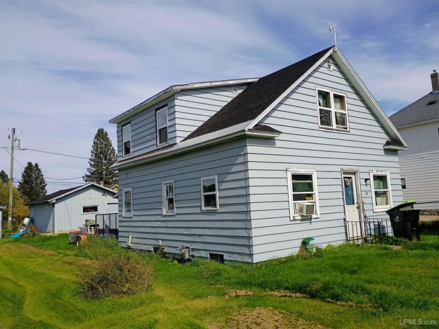 117 Baltic Avenue, Caspian, MI 49915