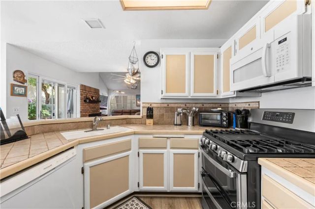 37940 E 42nd East 115, Palmdale, CA 93552