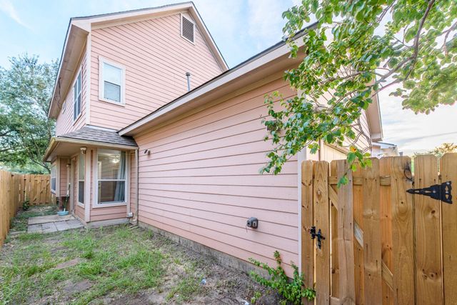 14334 Summer Garden Drive, Houston, TX 77083