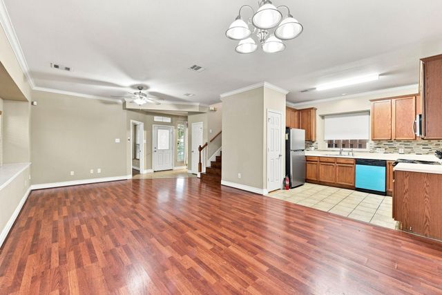 14334 Summer Garden Drive, Houston, TX 77083