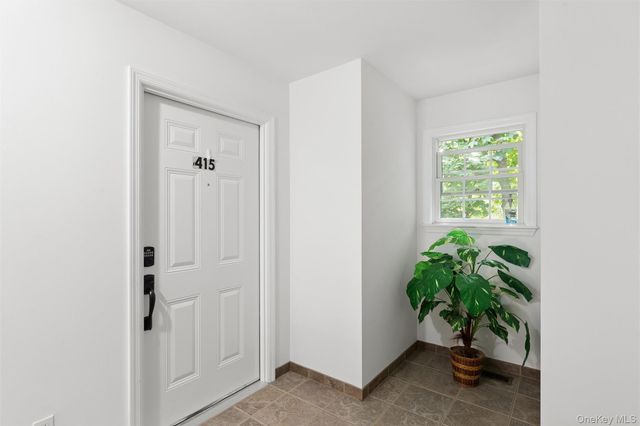 415 1st Street, Greenport, NY 11944