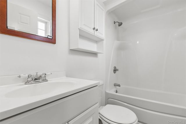 415 1st Street, Greenport, NY 11944